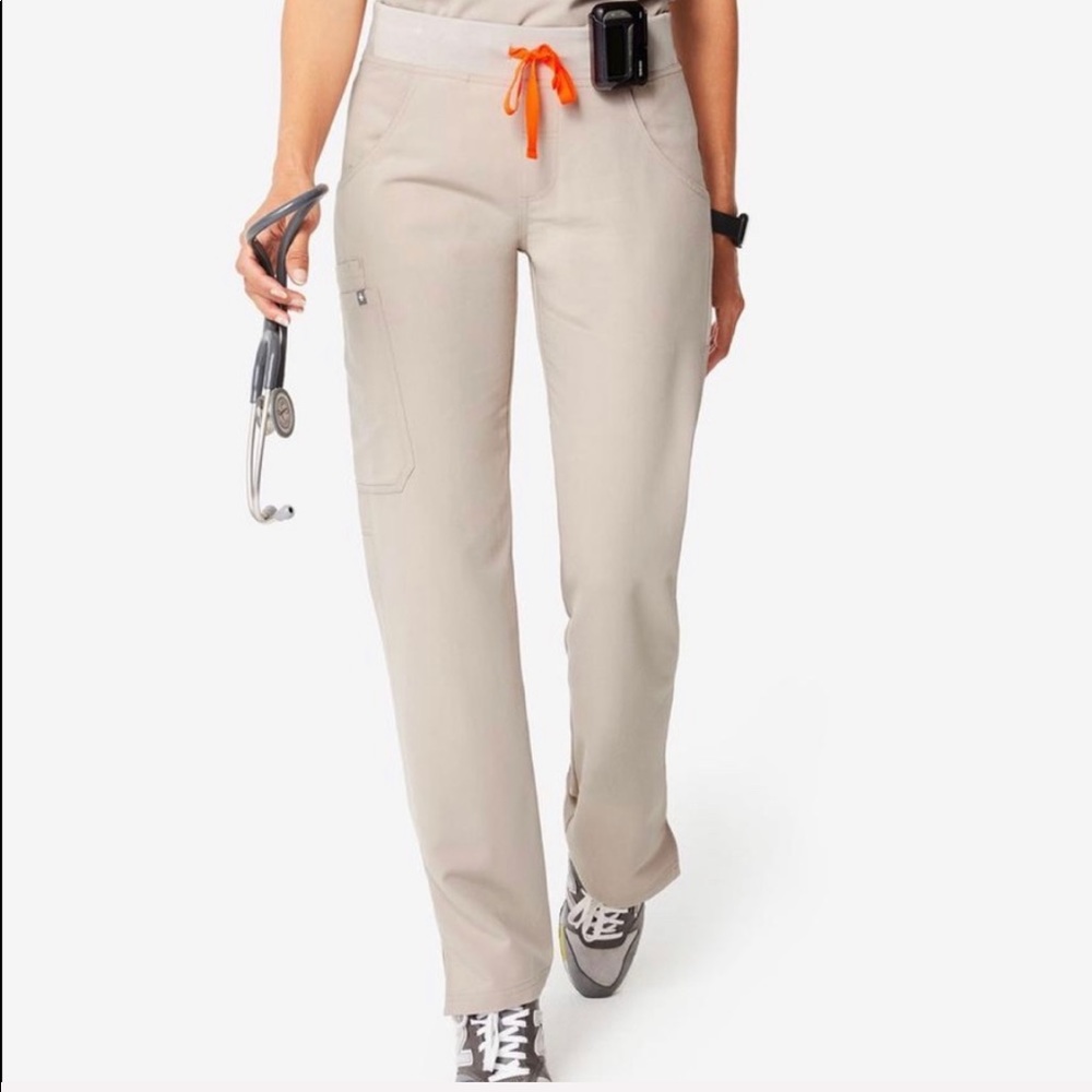 FIGS Kade Cargo Pant Scrubs size Small